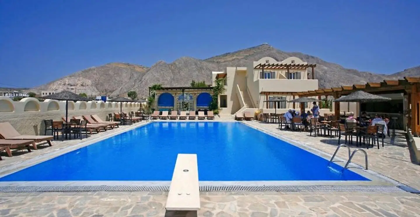 Thera Mare OUTDOOR_POOL