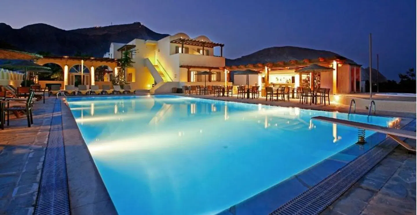 Thera Mare OUTDOOR_POOL