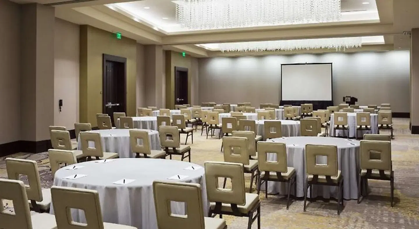 Hilton Dallas/Plano Granite Park Restaurant