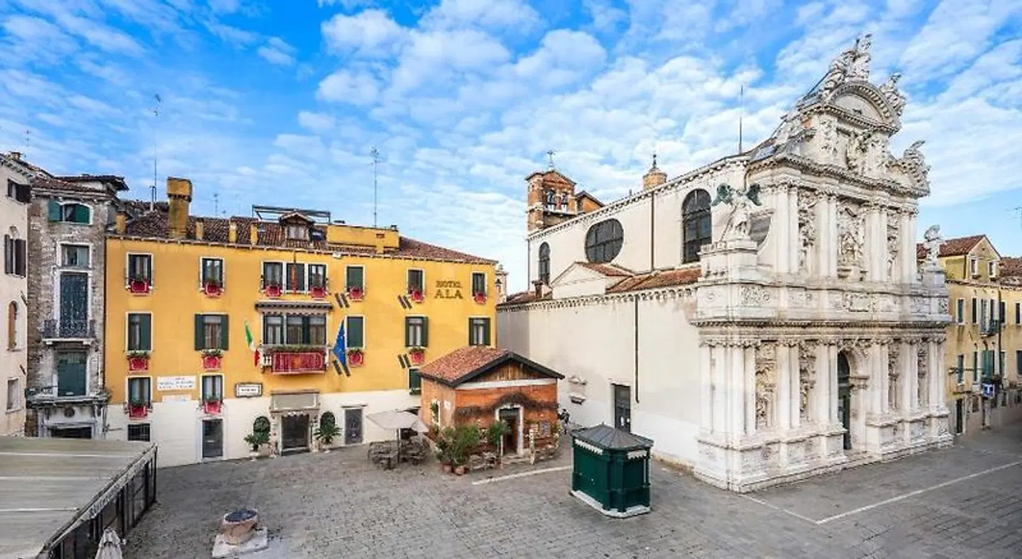 UNAHOTELS Ala Venezia - Adults only 16+ EXTERIOR