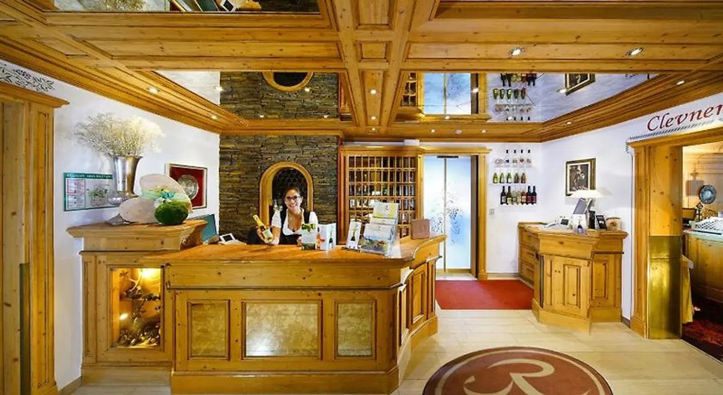 Rebstock LOUNGE_LOBBY