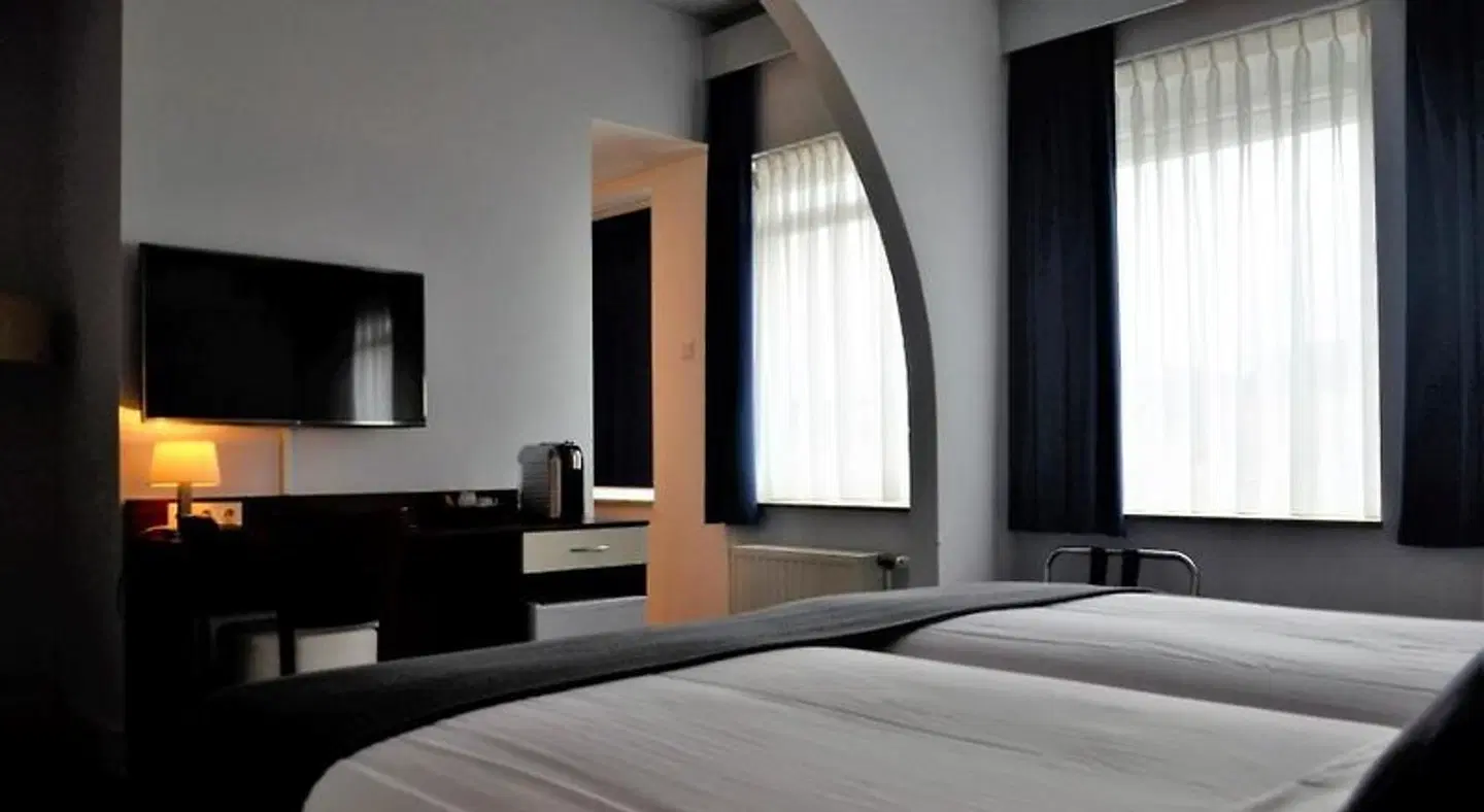 Apollo ROOM_EXAMPLE