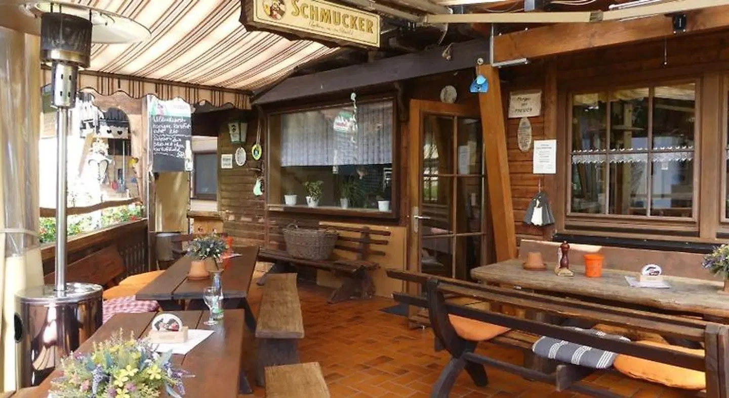 Holzerstube Bar