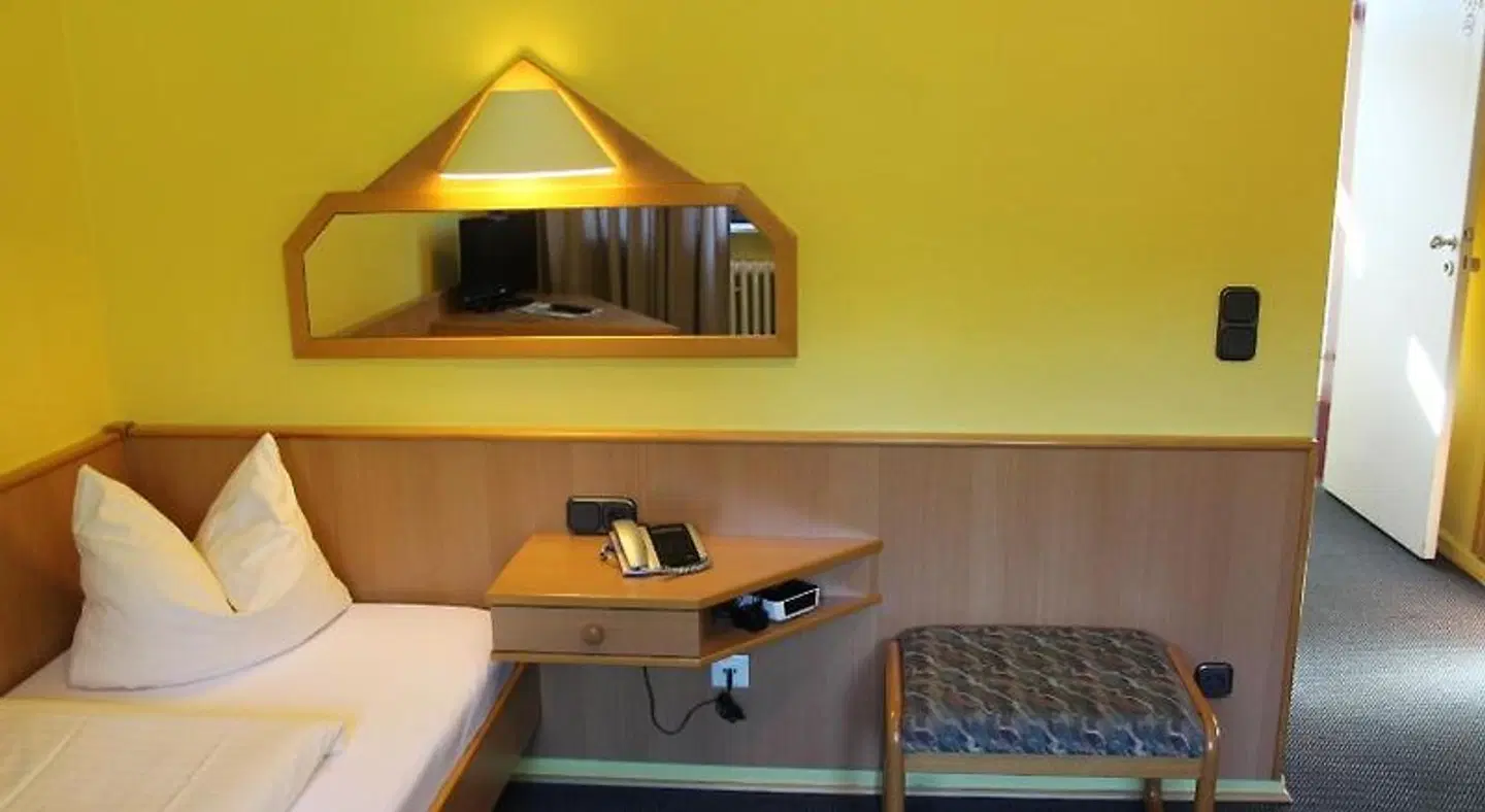 Grunewald ROOM_EXAMPLE