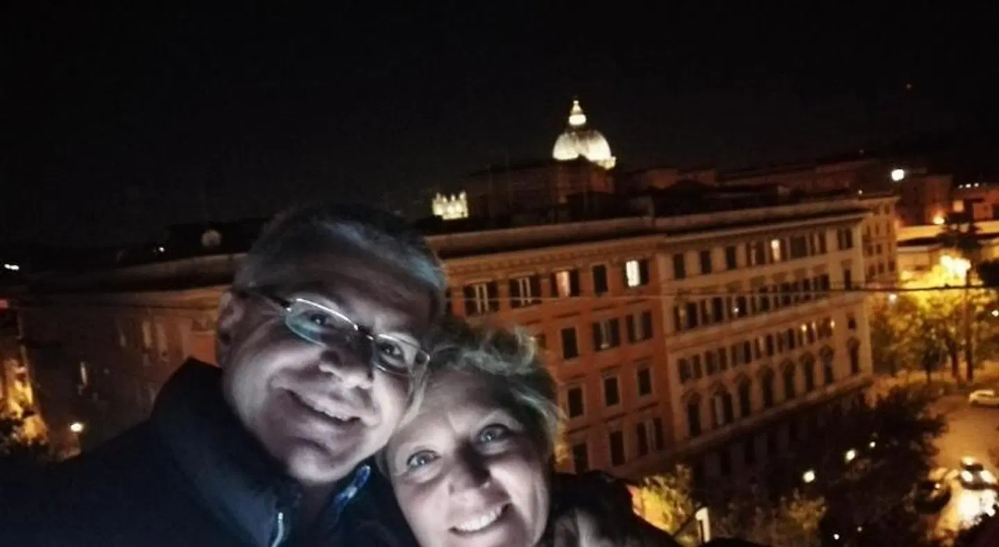 Roman Forum Holiday - Vaticano 2 PEOPLE
