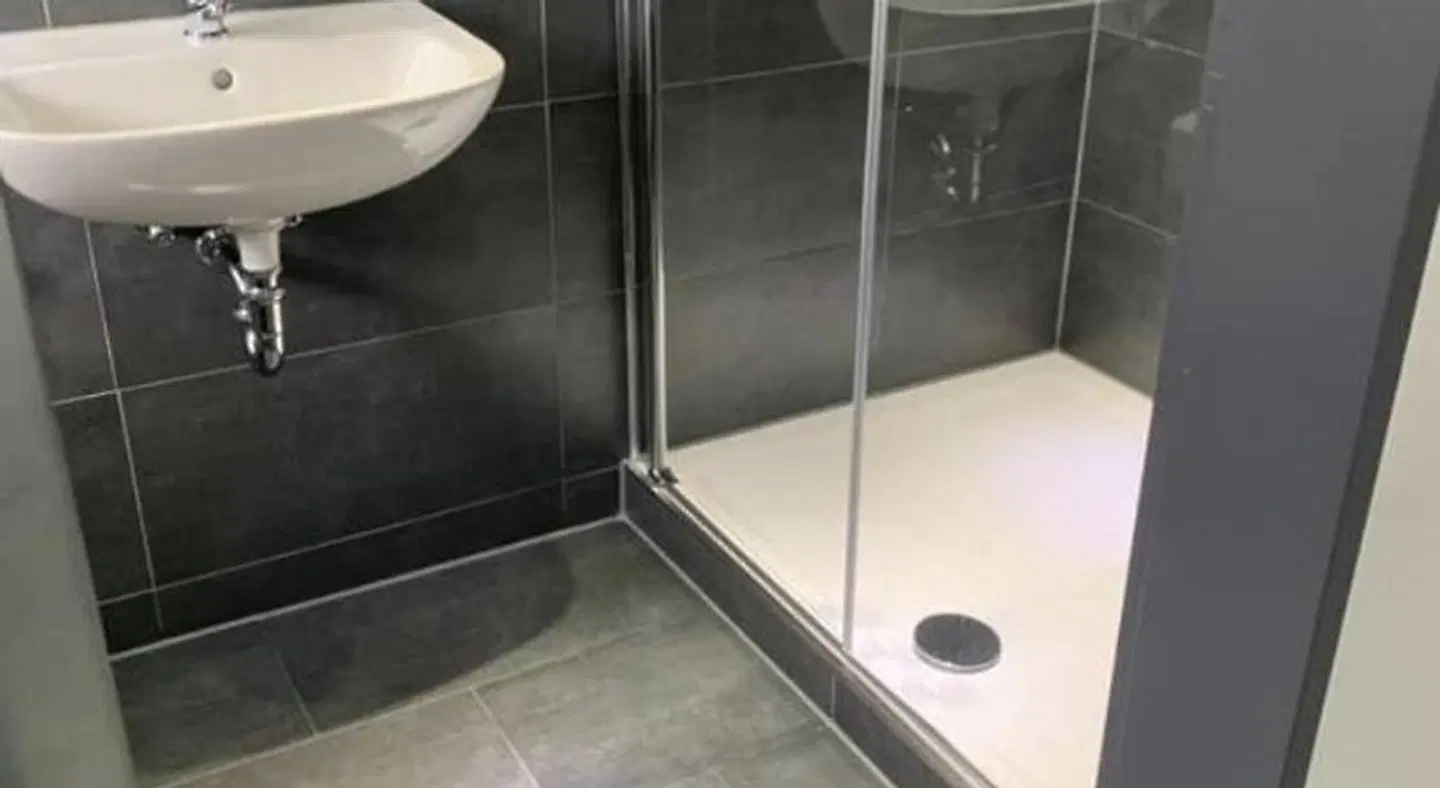 Unter den Linden Badezimmer