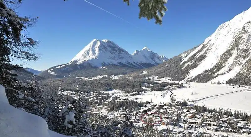 Bergfrieden – Hotelfoto