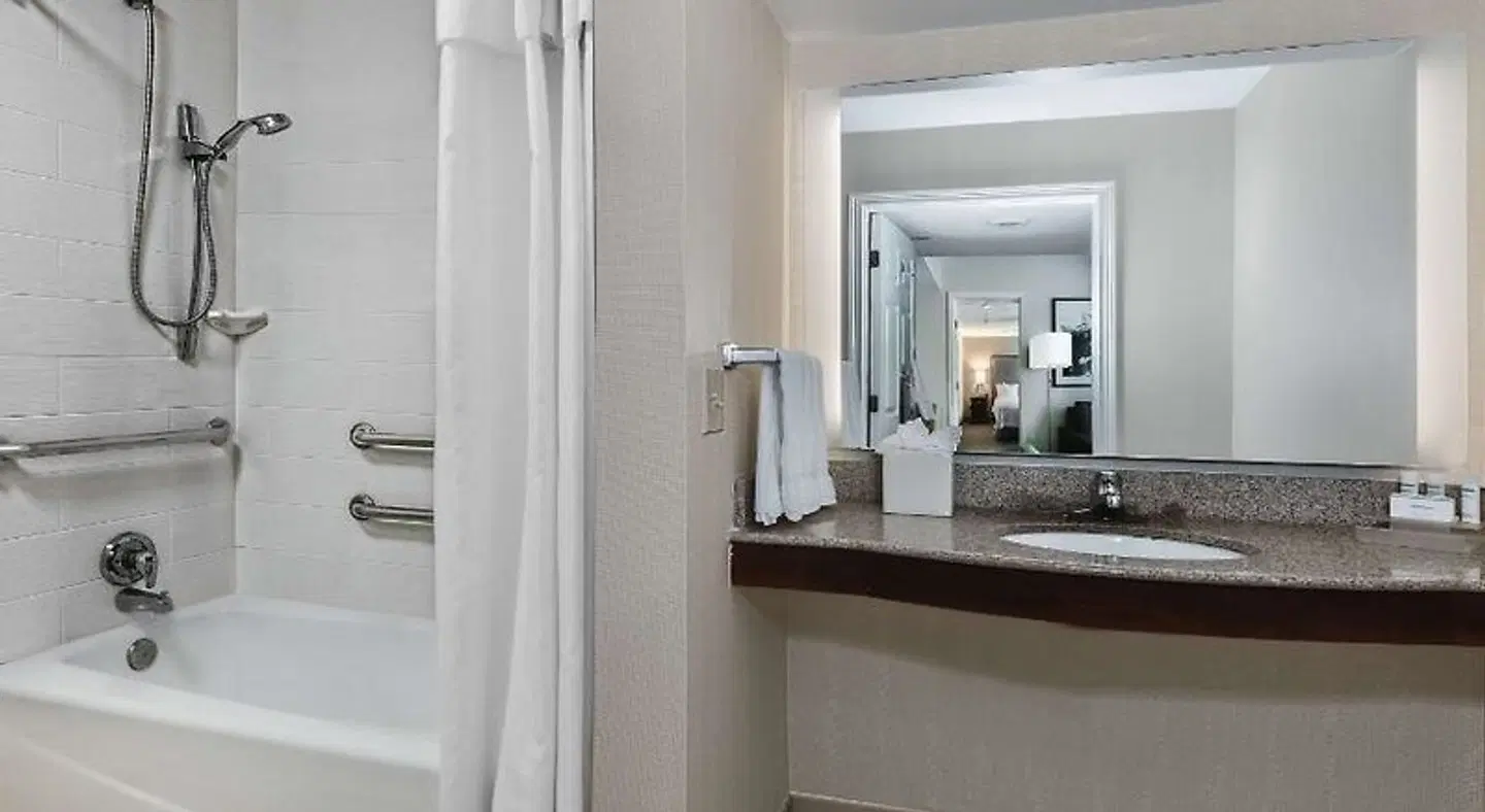 Homewood Suites by Hilton Houston Clear Lake NASA Badezimmer