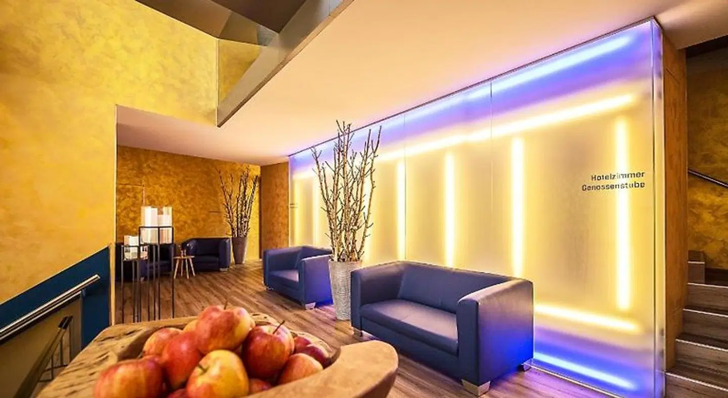 Engel ROOM_EXAMPLE