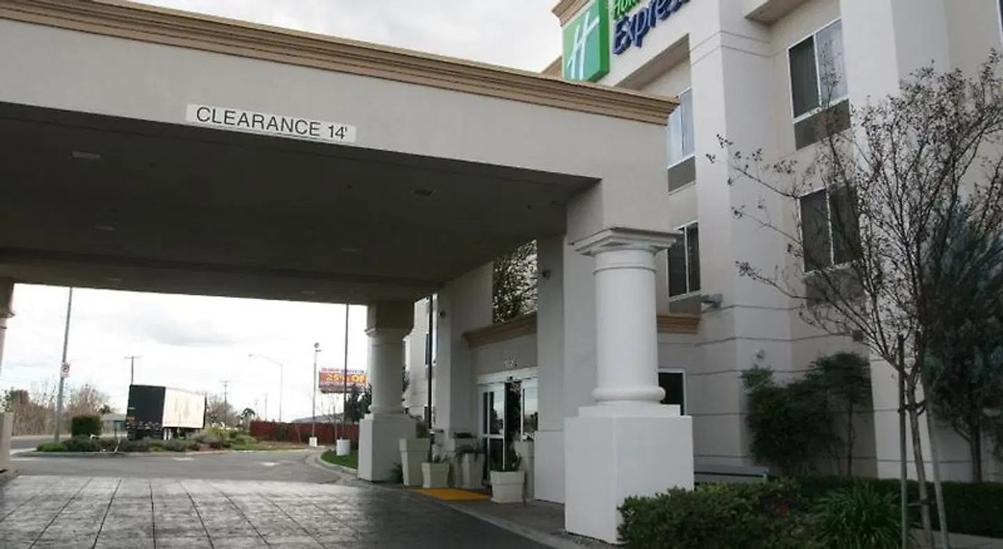Holiday Inn Express Stockton Southeast by IHG EXTERIOR