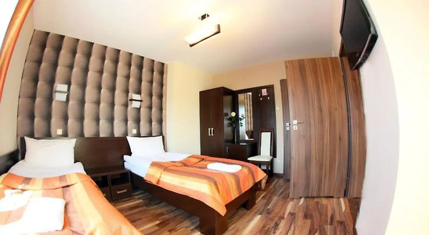 Mieszko ROOM_EXAMPLE