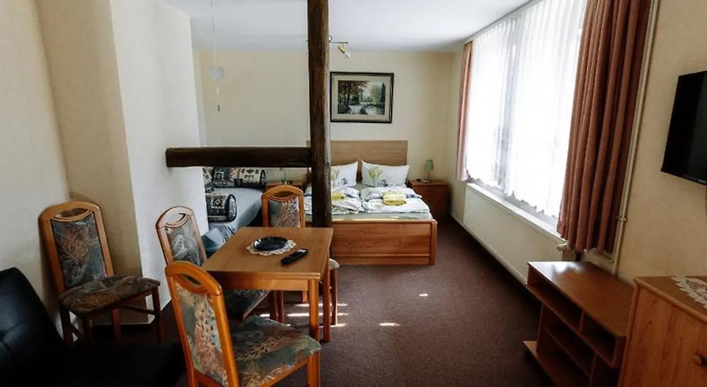 Kristall ROOM_EXAMPLE