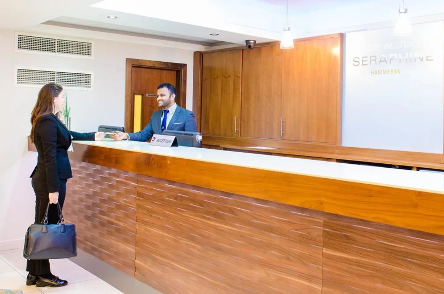 Seraphine Kensington Olympia LOUNGE_LOBBY