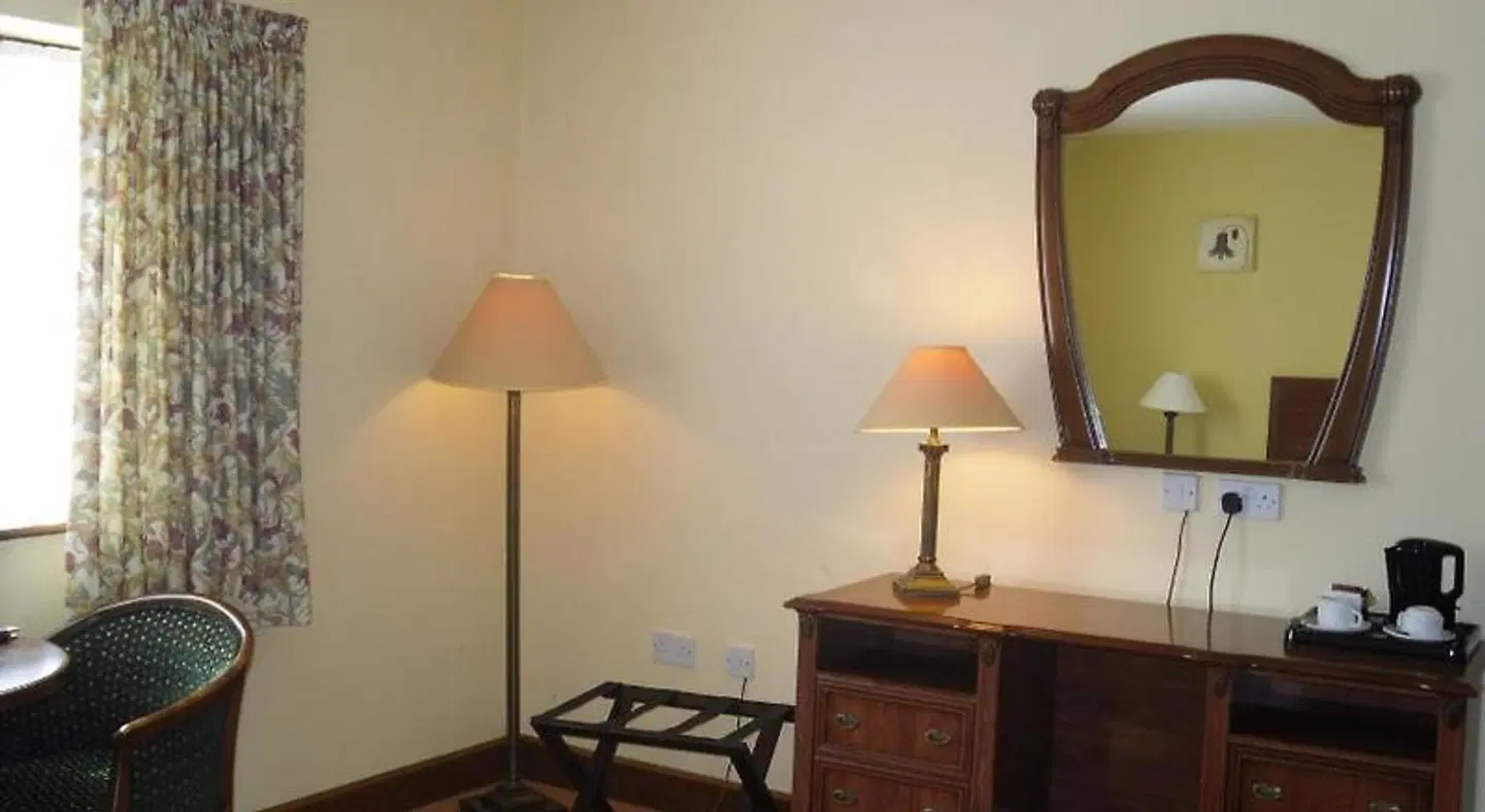 Horse & Hound Inn ROOM_EXAMPLE