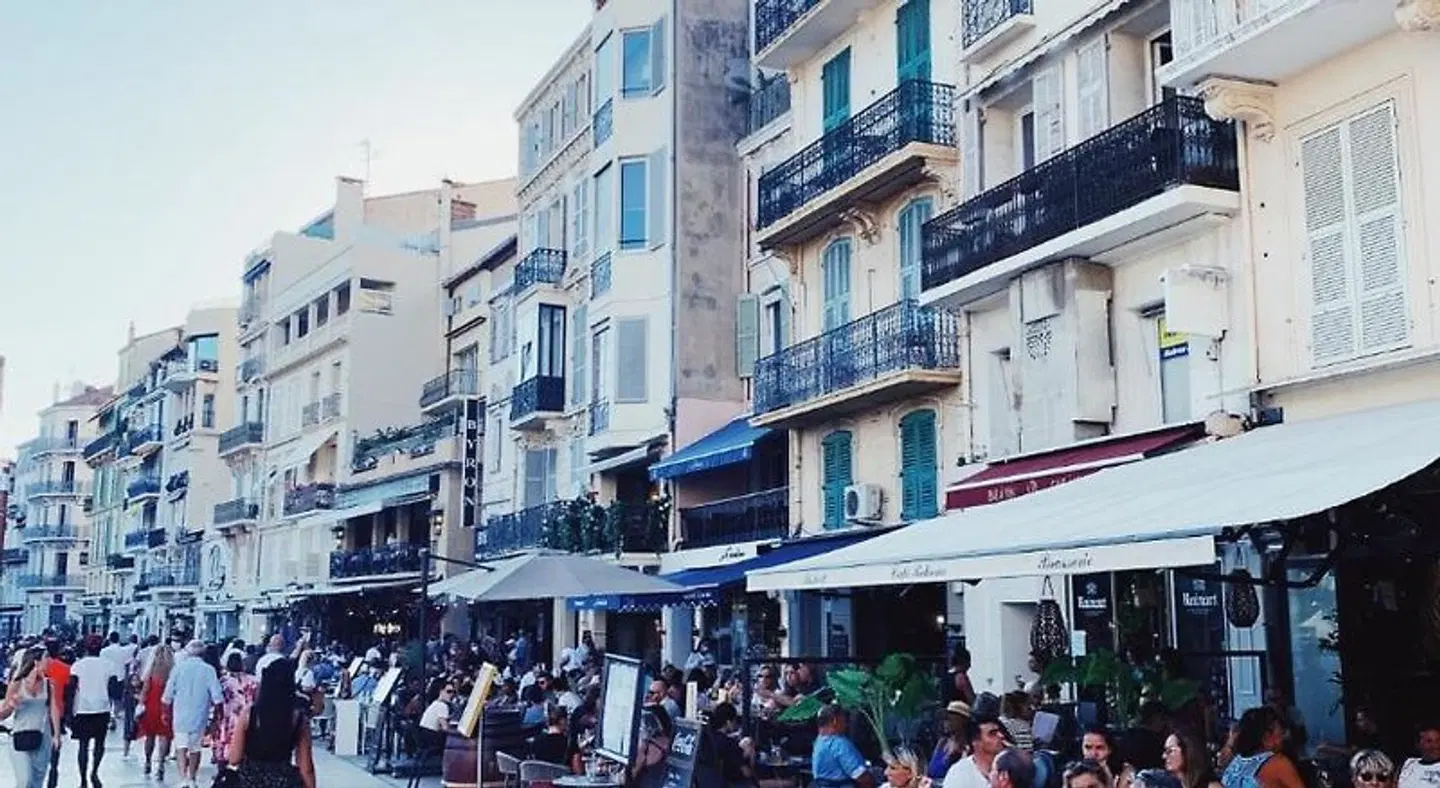 Hôtel Avaton EXTERIOR