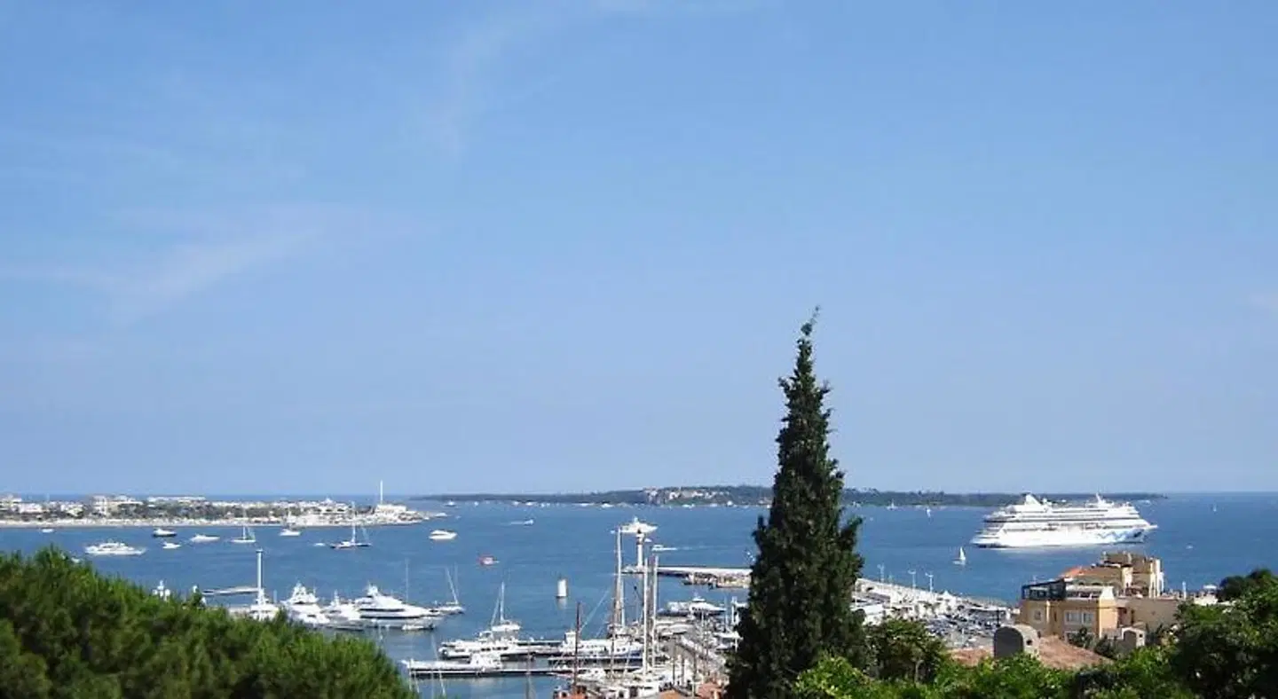 Hôtel Avaton Strand