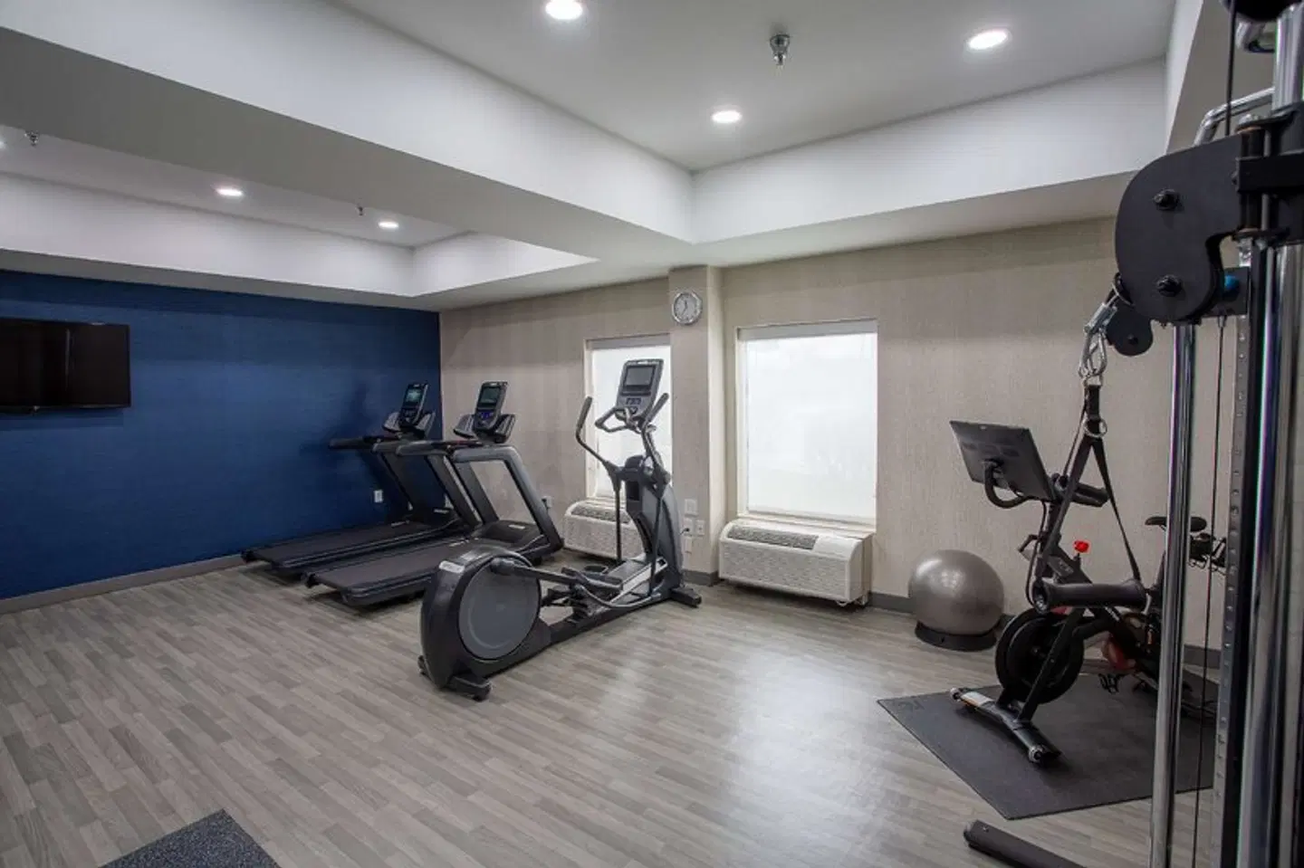 Hampton Inn Springfield SPORTS_AND_LEISURE