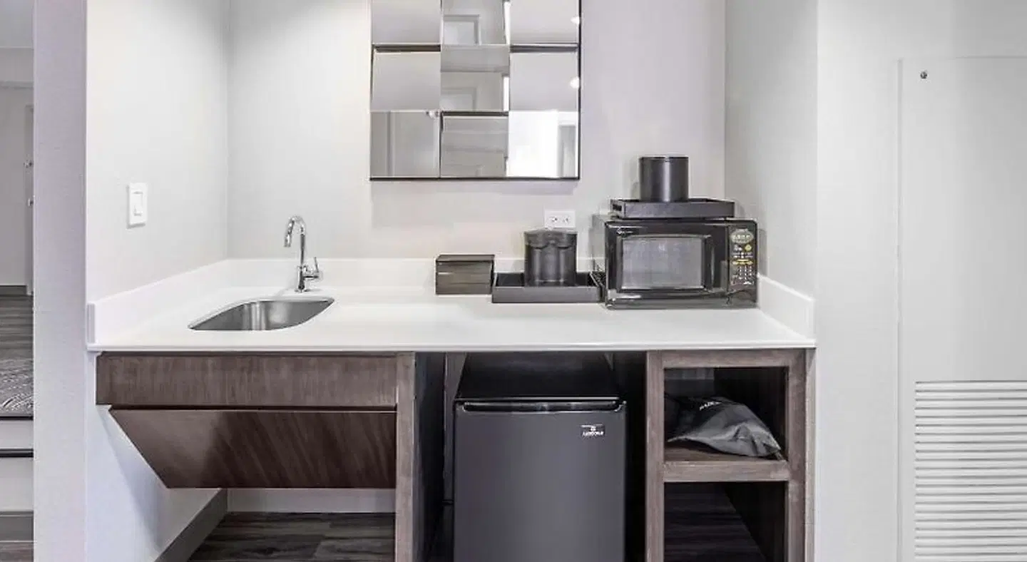 Embassy Suites by Hilton Houston-Energy Corridor ROOM_EXAMPLE