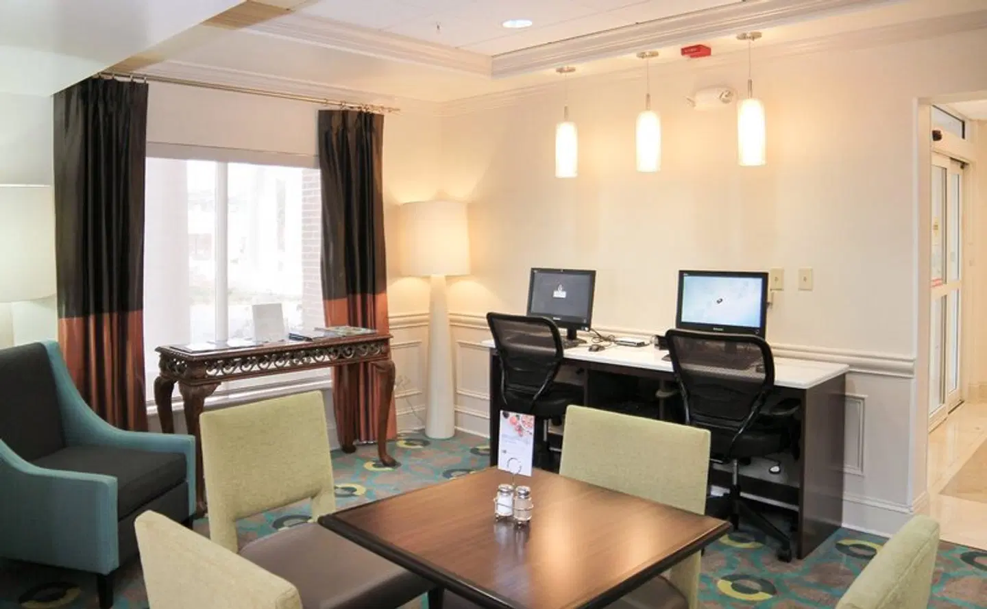Holiday Inn Express & Suites Vicksburg by IHG LOUNGE_LOBBY