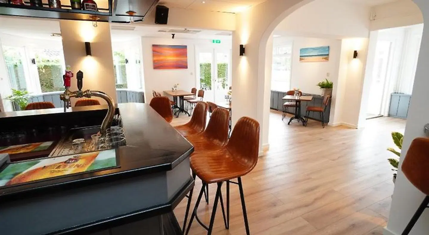Den Burg Bar