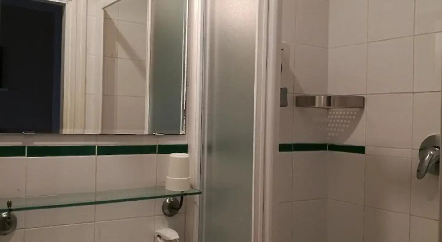 Indipendenza Badezimmer