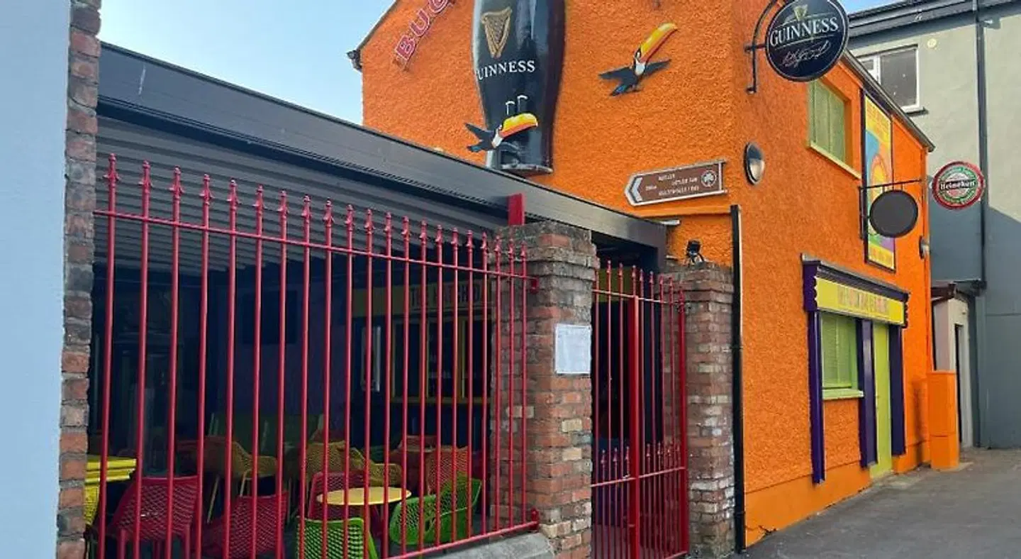 Bugler Doyles Bar & Townhouse EXTERIOR