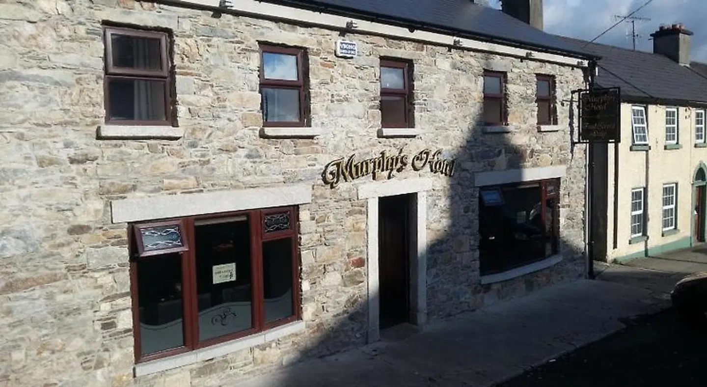 Murphys Hotel EXTERIOR