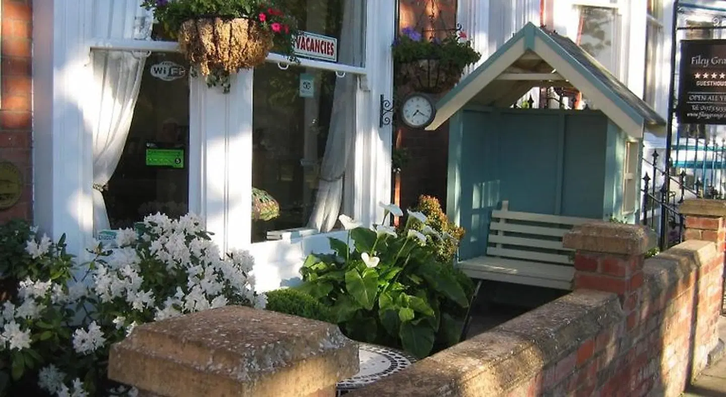 Binton Guest House EXTERIOR