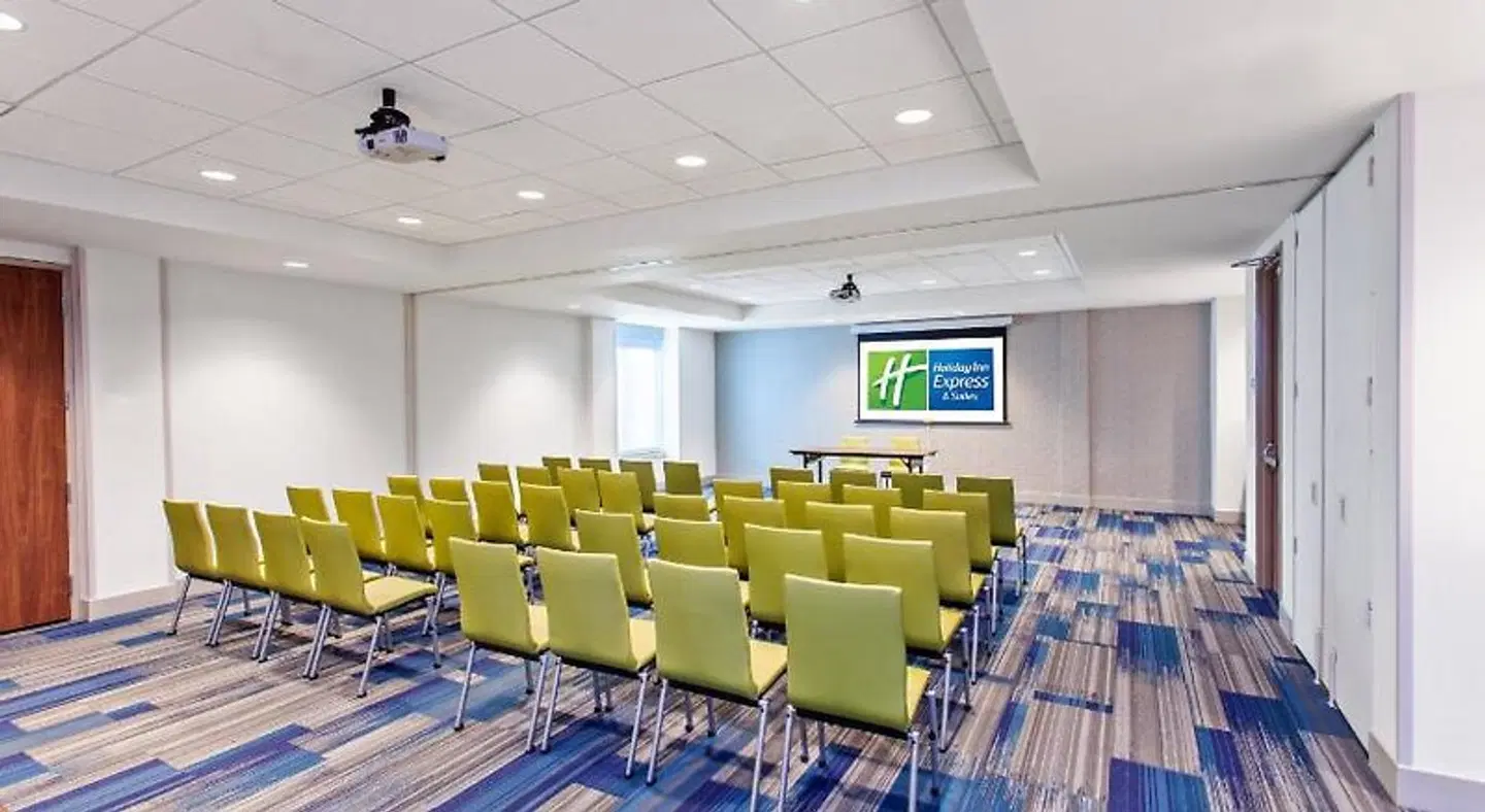 Holiday Inn Express & Suites Houston NW - Hwy 290 Cypress by IHG Konferenz