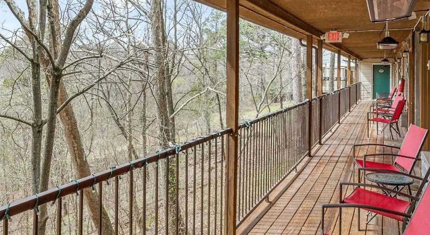 The Lookout Lodge SPORTS_AND_LEISURE