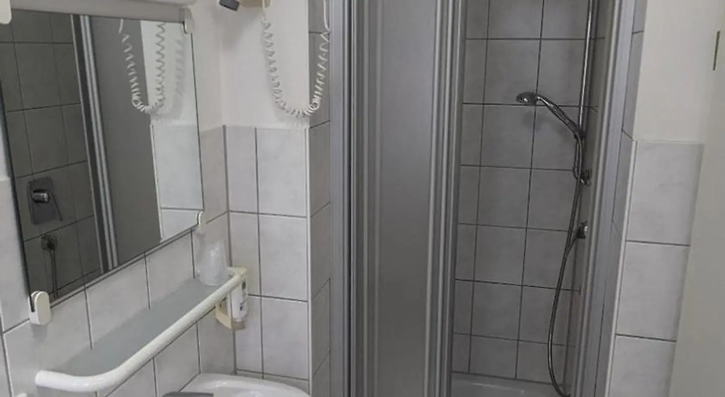 Ziegler Badezimmer