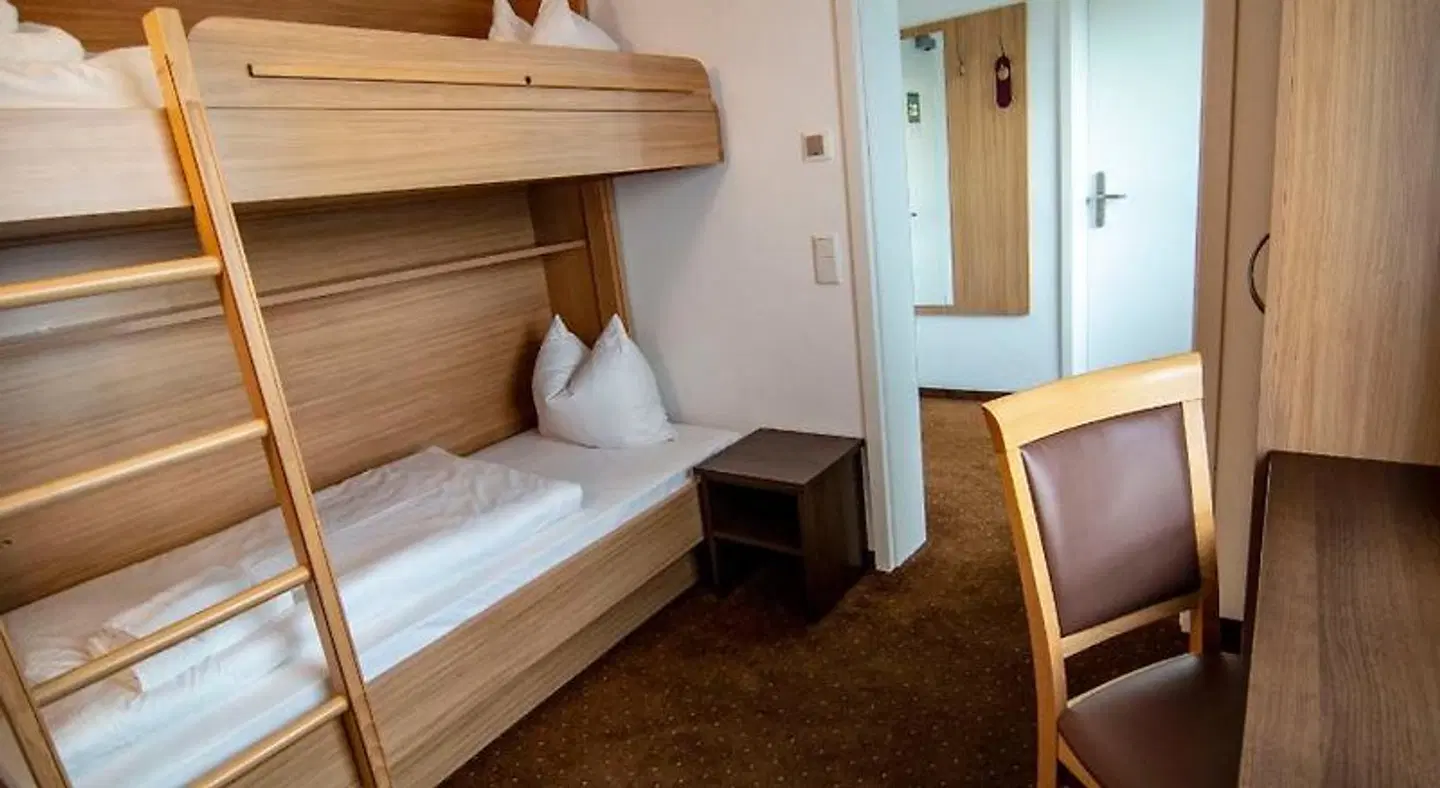St. Theresia ROOM_EXAMPLE