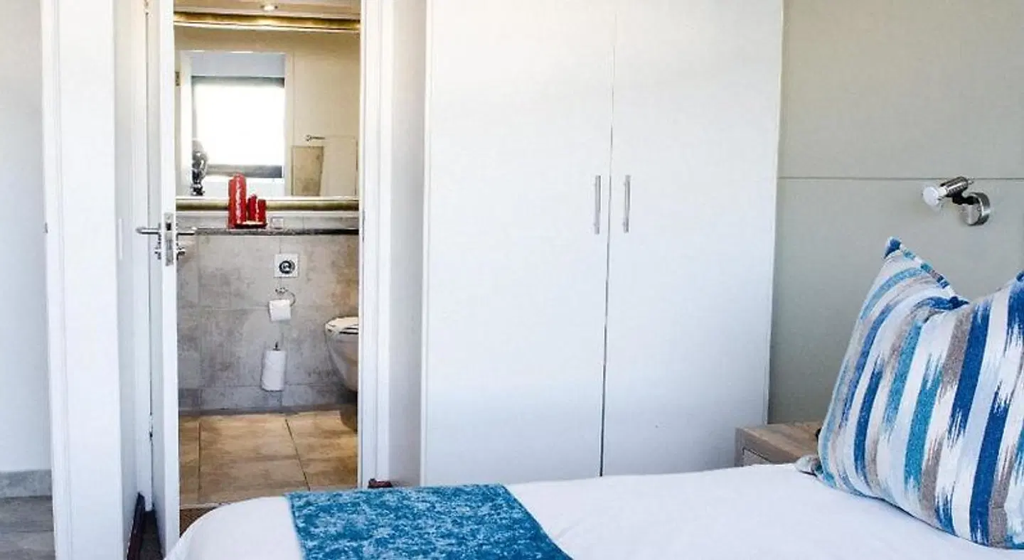 Strand Pavilion ROOM_EXAMPLE