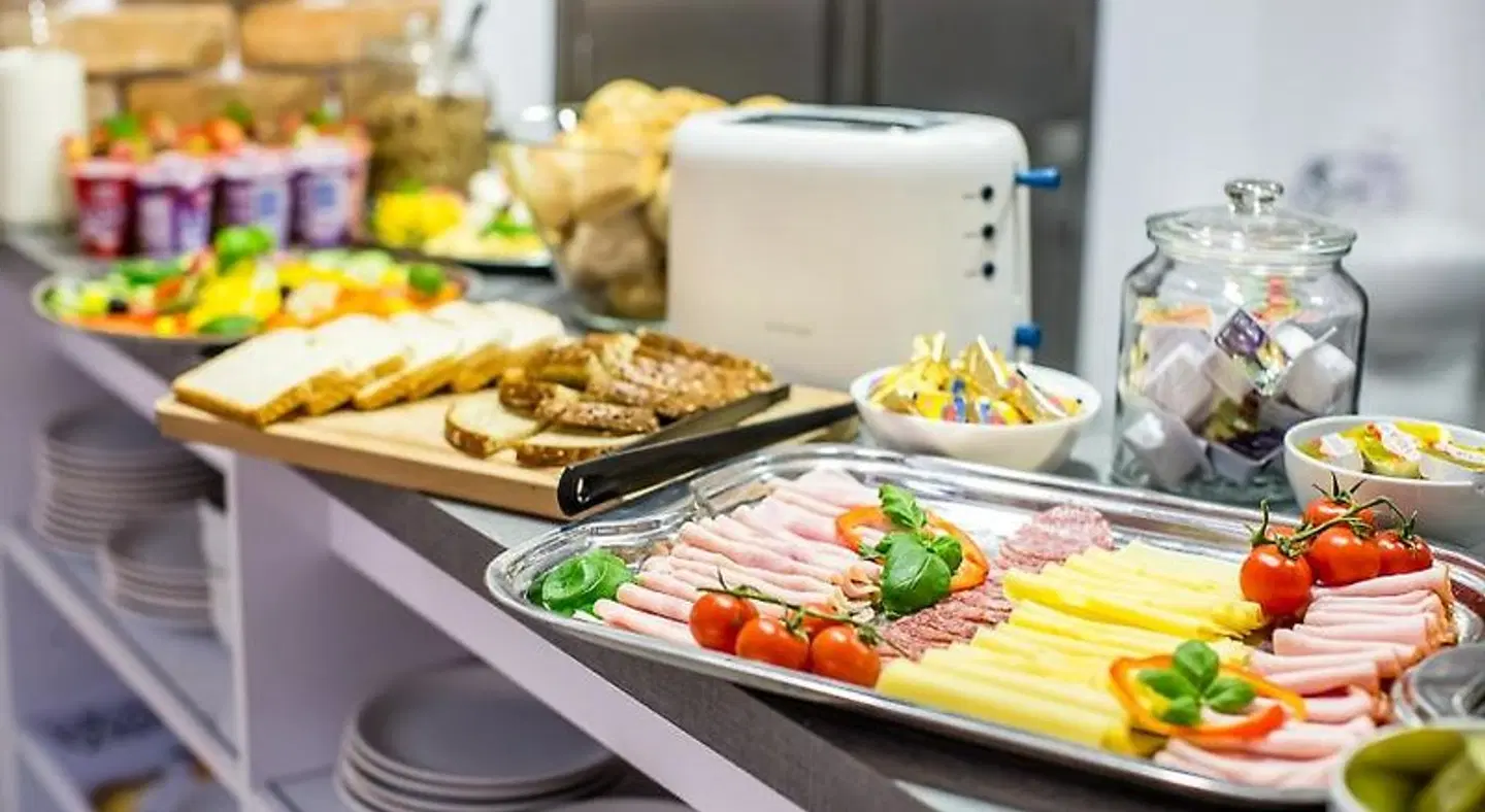 Meet Pozna' Hotel Restaurant