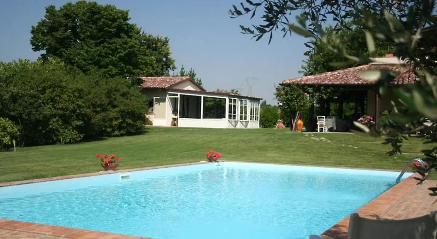Casa Tentoni - Guest House OUTDOOR_POOL