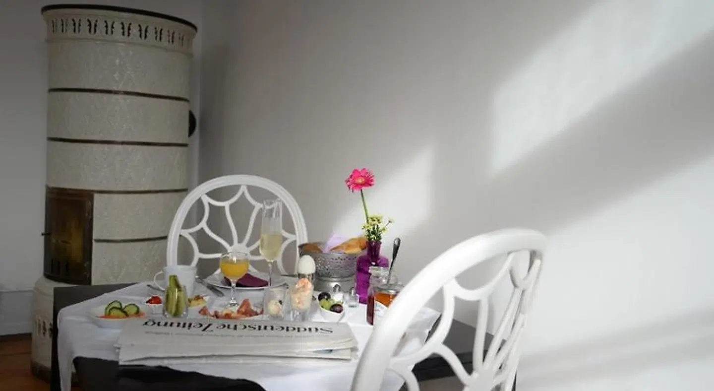 Alte Apotheke Bed & Breakfast Restaurant