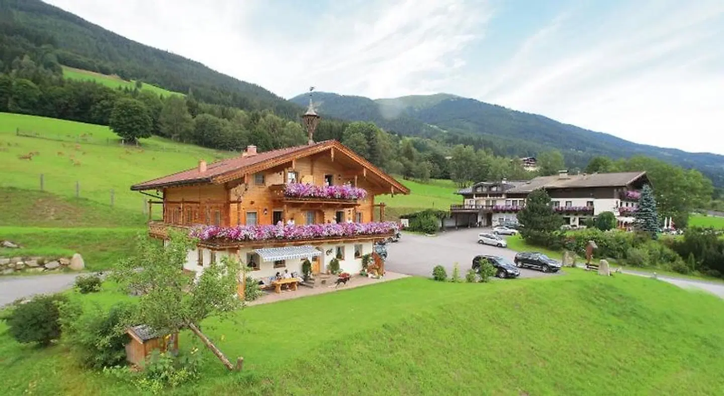 Abelhof EXTERIOR
