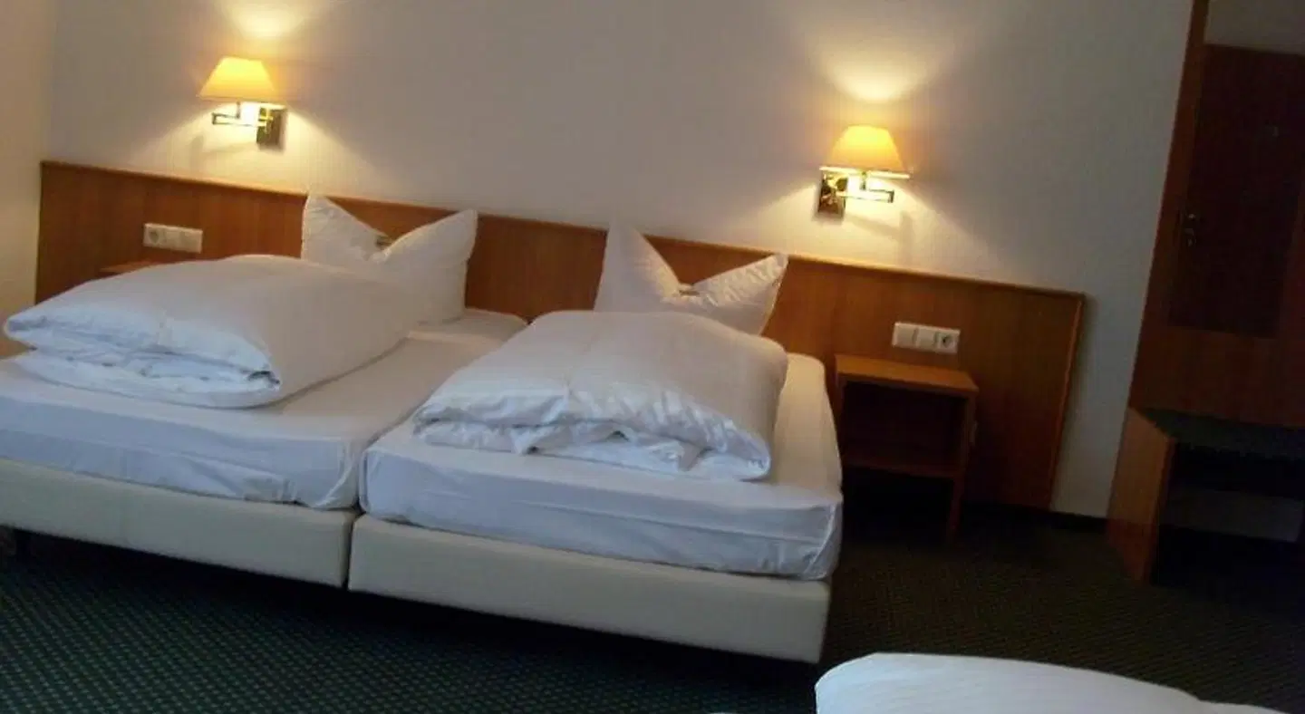 Hotel & Restaurant Engel ROOM_EXAMPLE