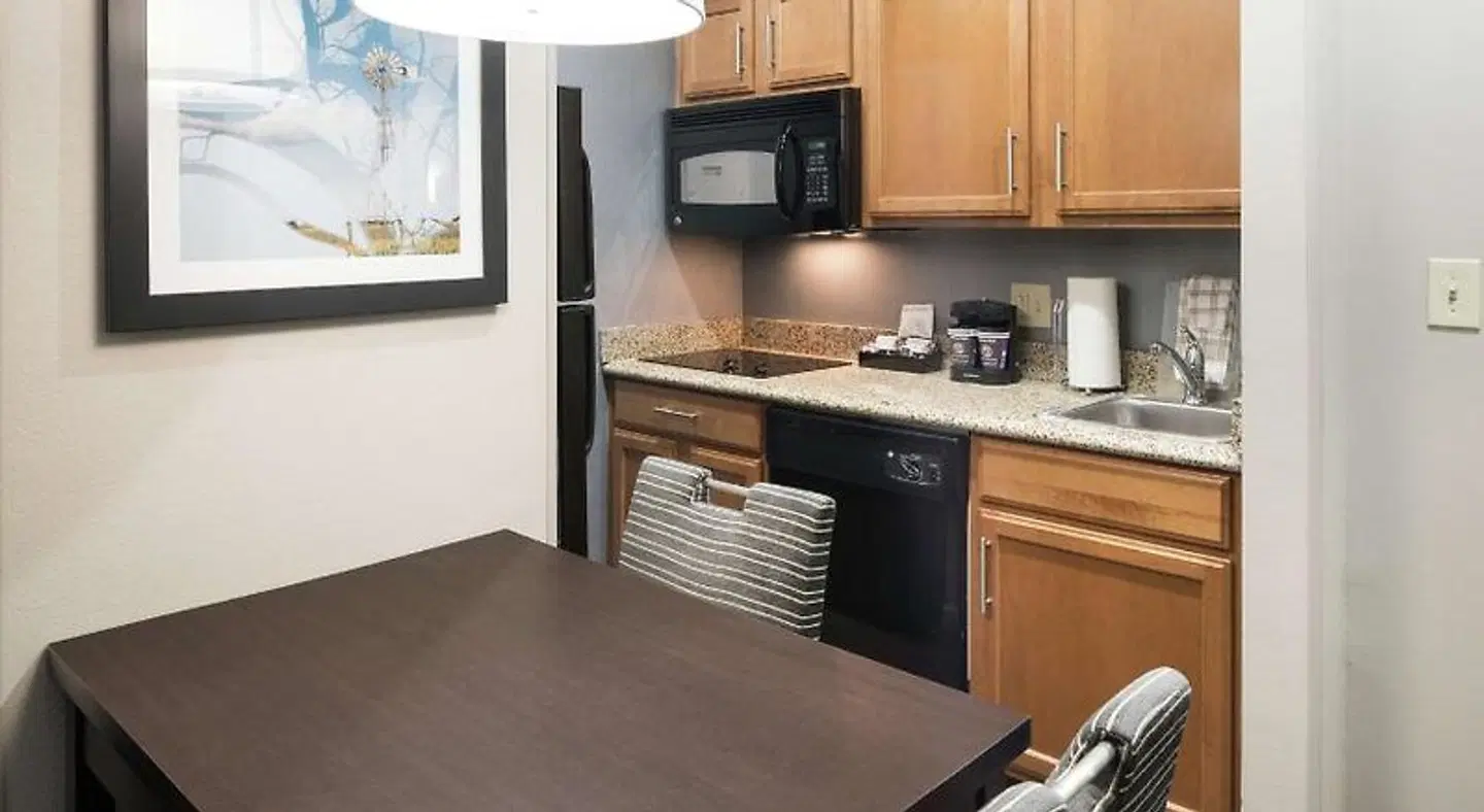 Homewood Suites by Hilton Cedar Rapids-North ROOM_EXAMPLE