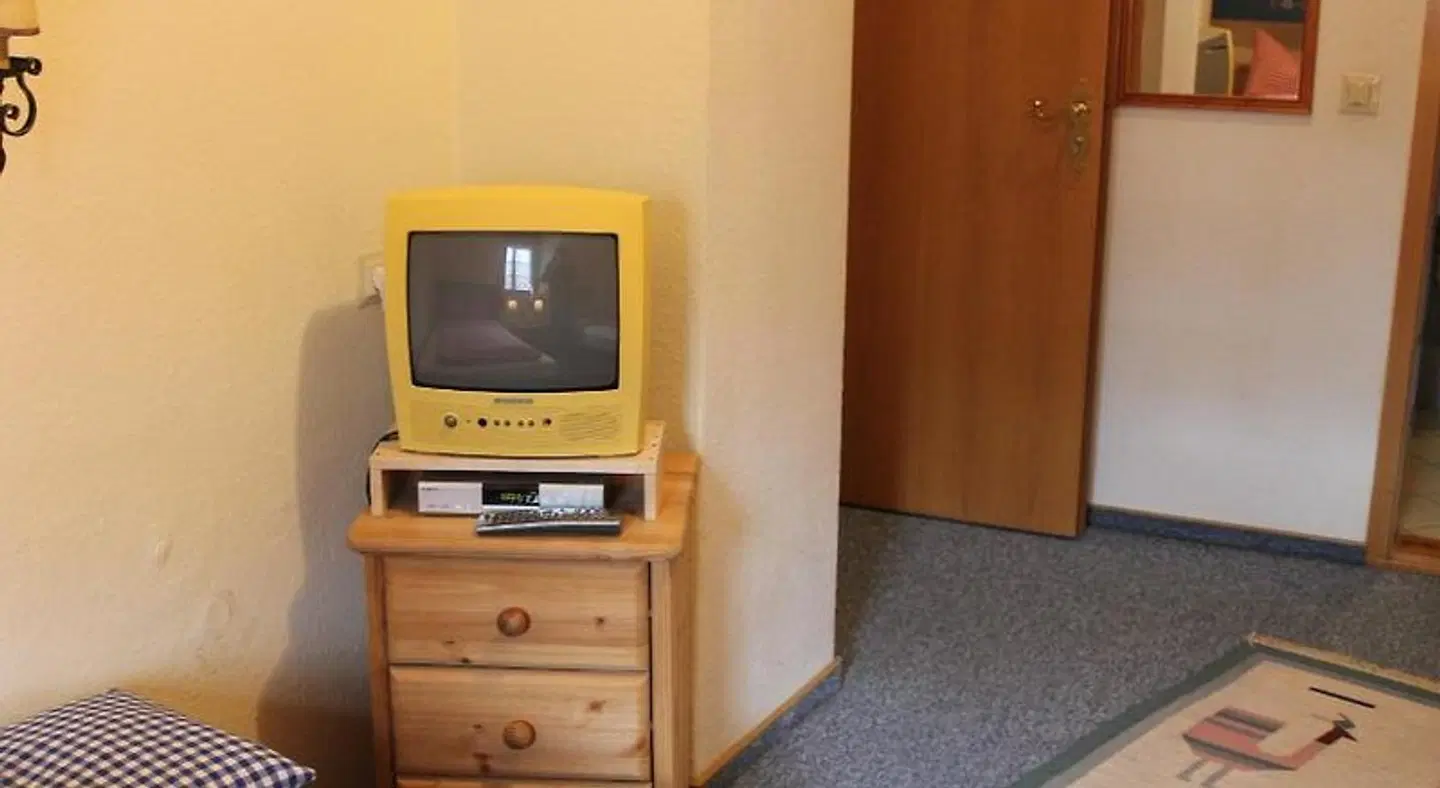 Butz ROOM_EXAMPLE