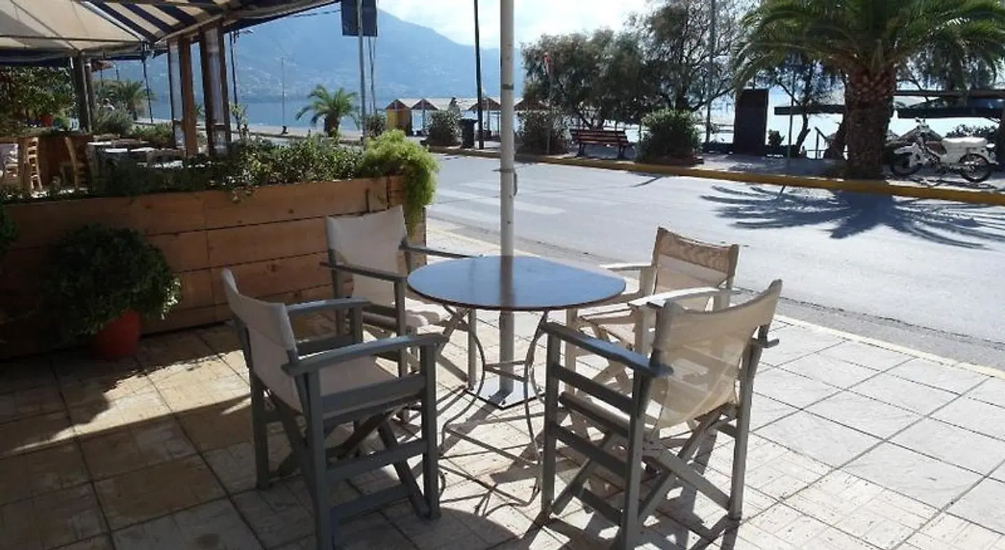 Alexandrion Terrasse