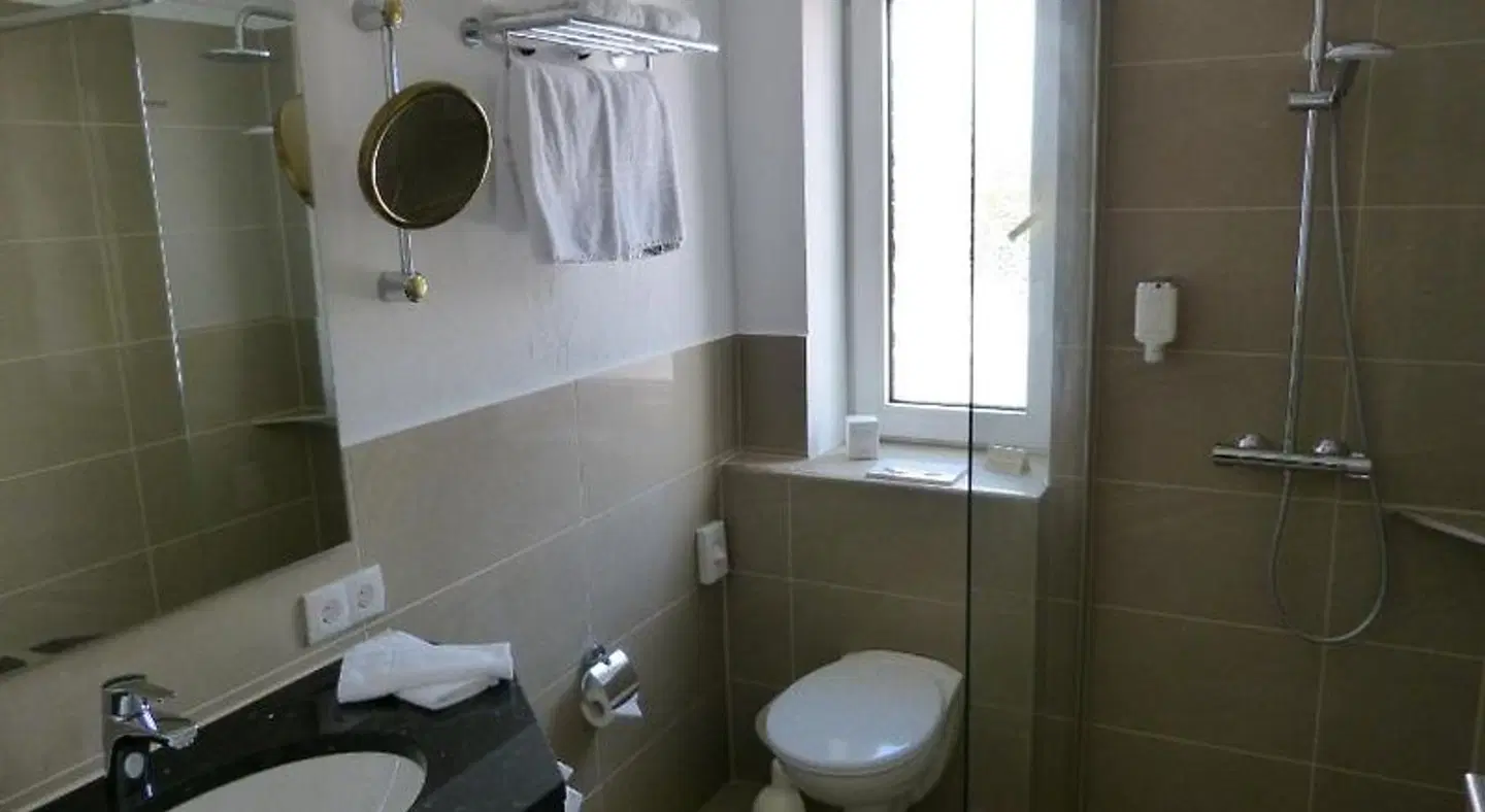 Roshop Badezimmer