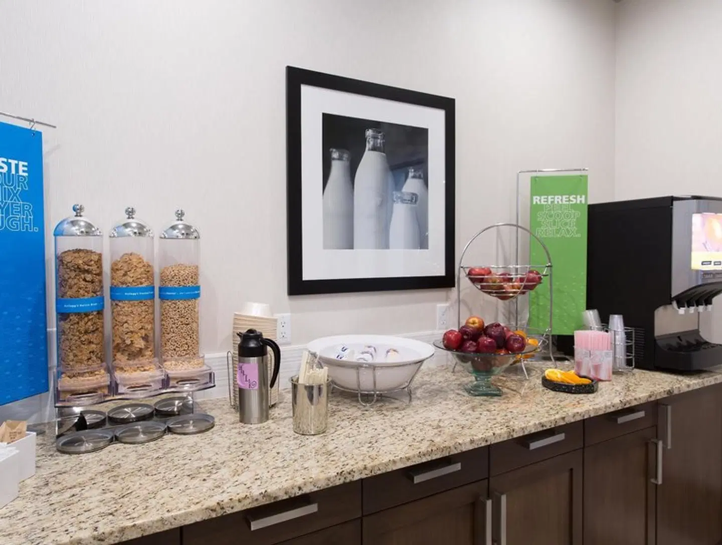 Hampton Inn by Hilton Lloydminster ROOM_EXAMPLE