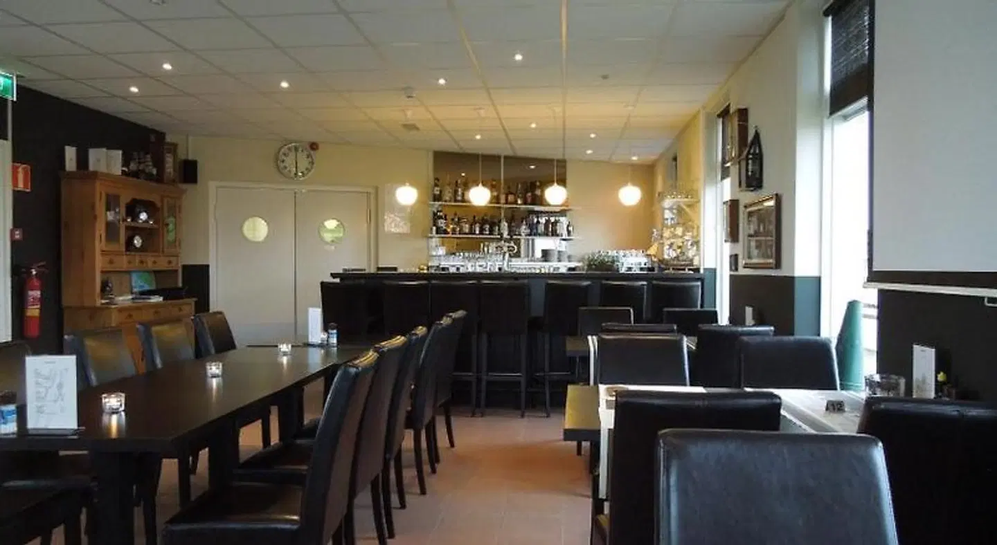 Tussen de Diepen Bar