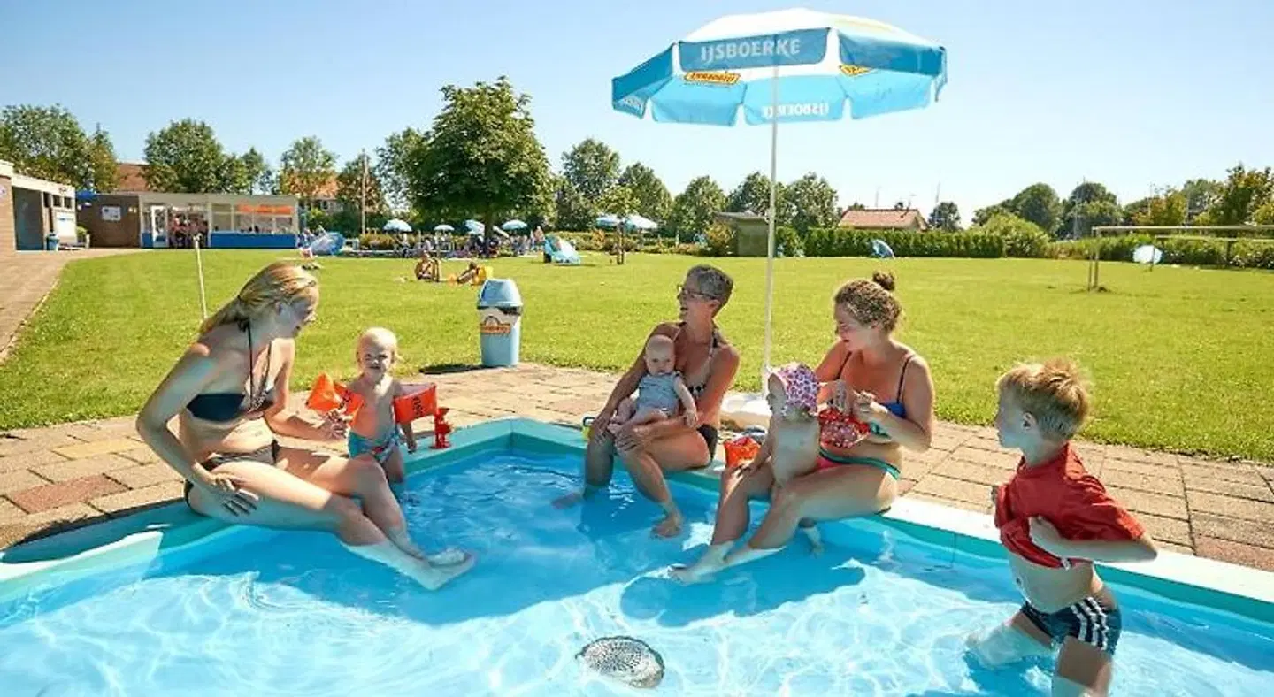 Tussen de Diepen OUTDOOR_POOL