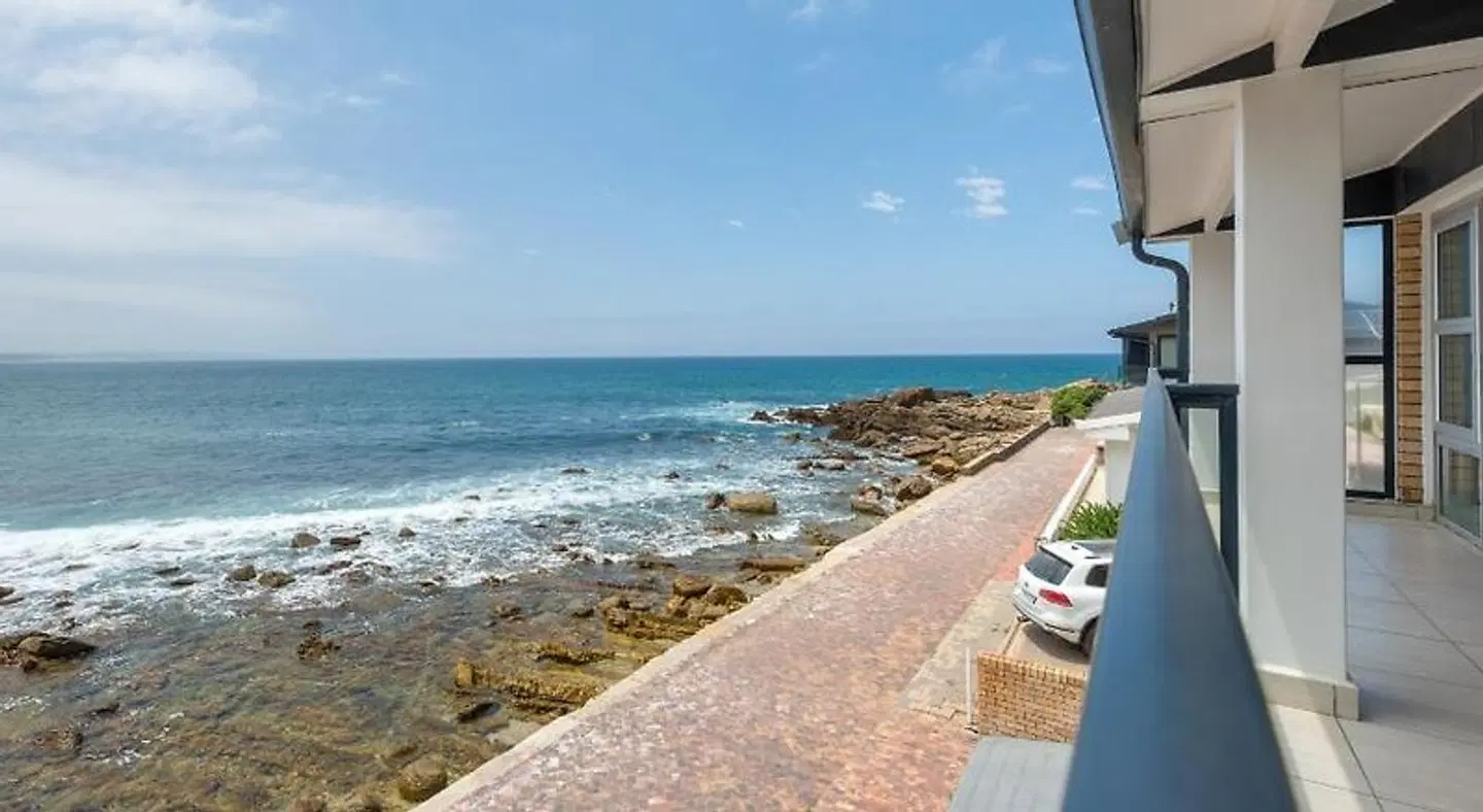 Vic Bay Beach House Strand