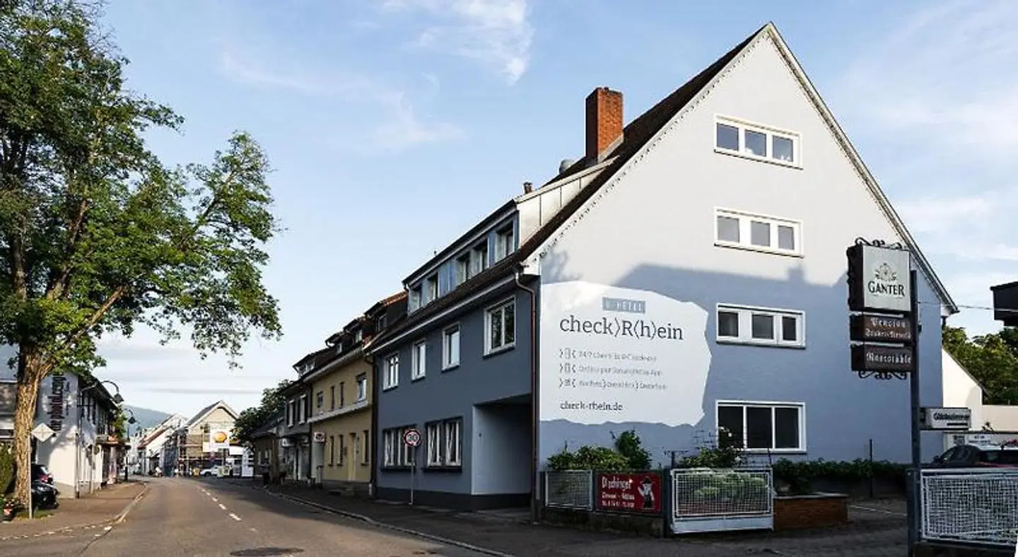Hotel Check Rhein EXTERIOR