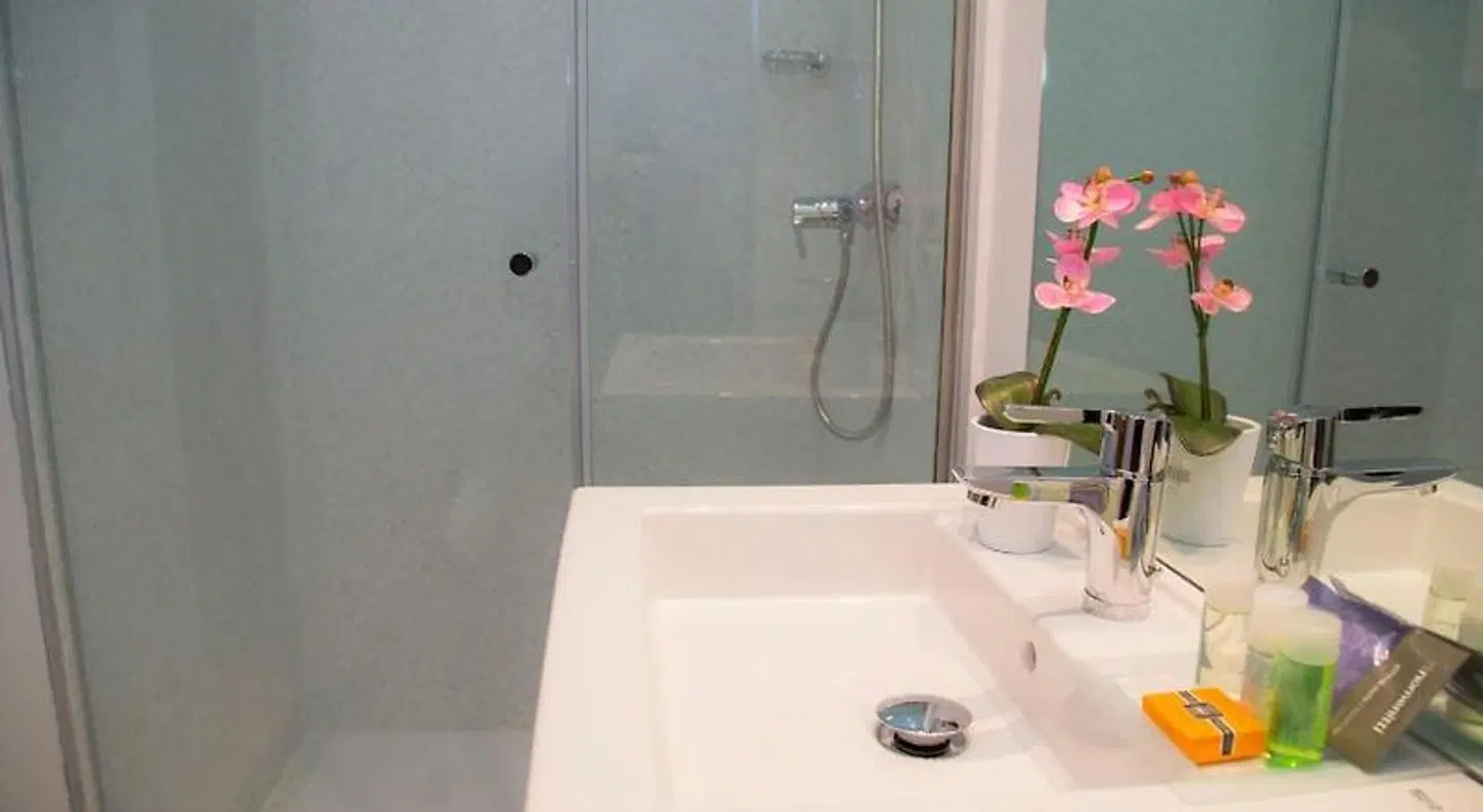 Hab Urban Hostel Badezimmer
