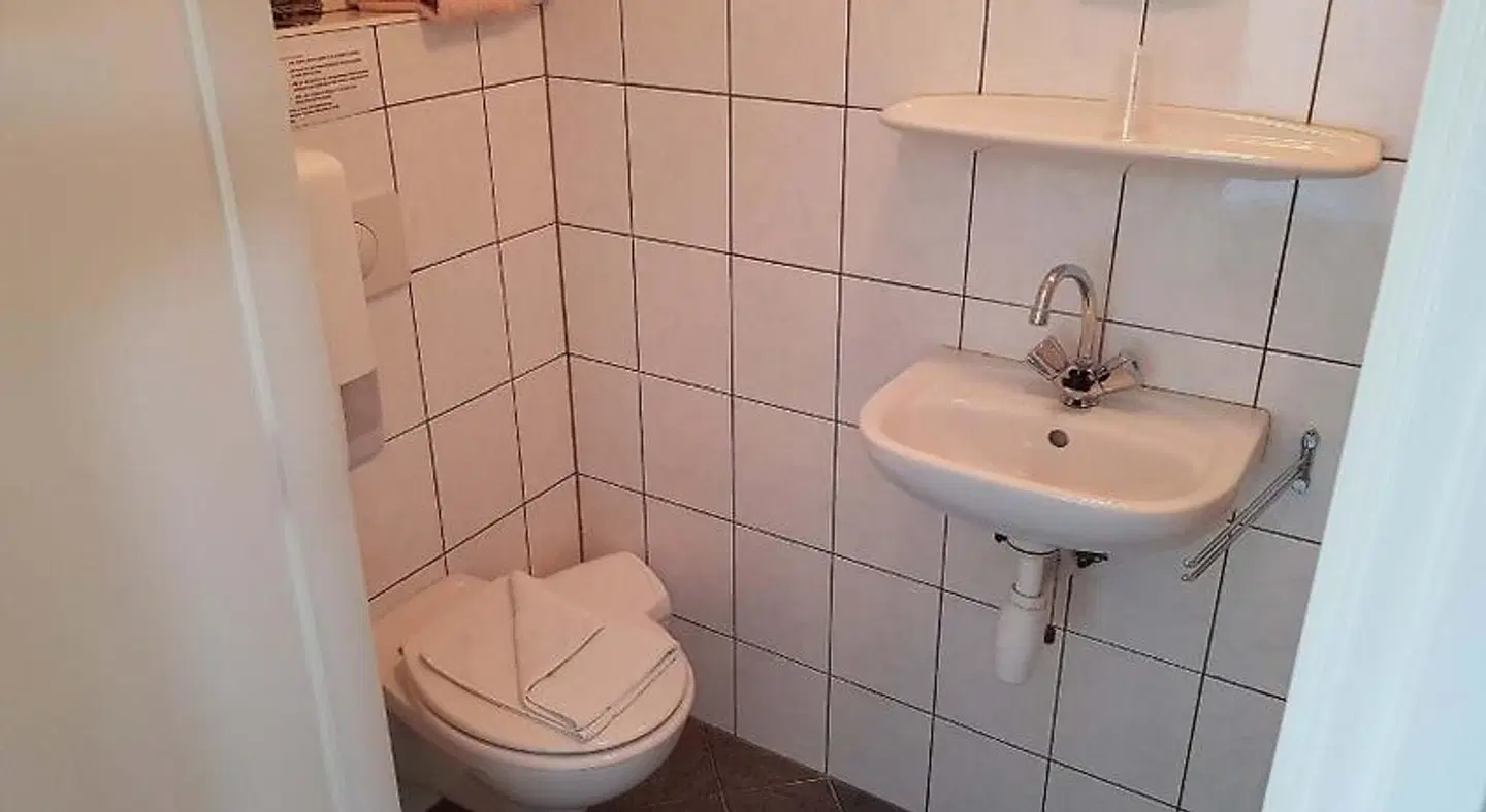 B&B Plompetorenzicht Badezimmer