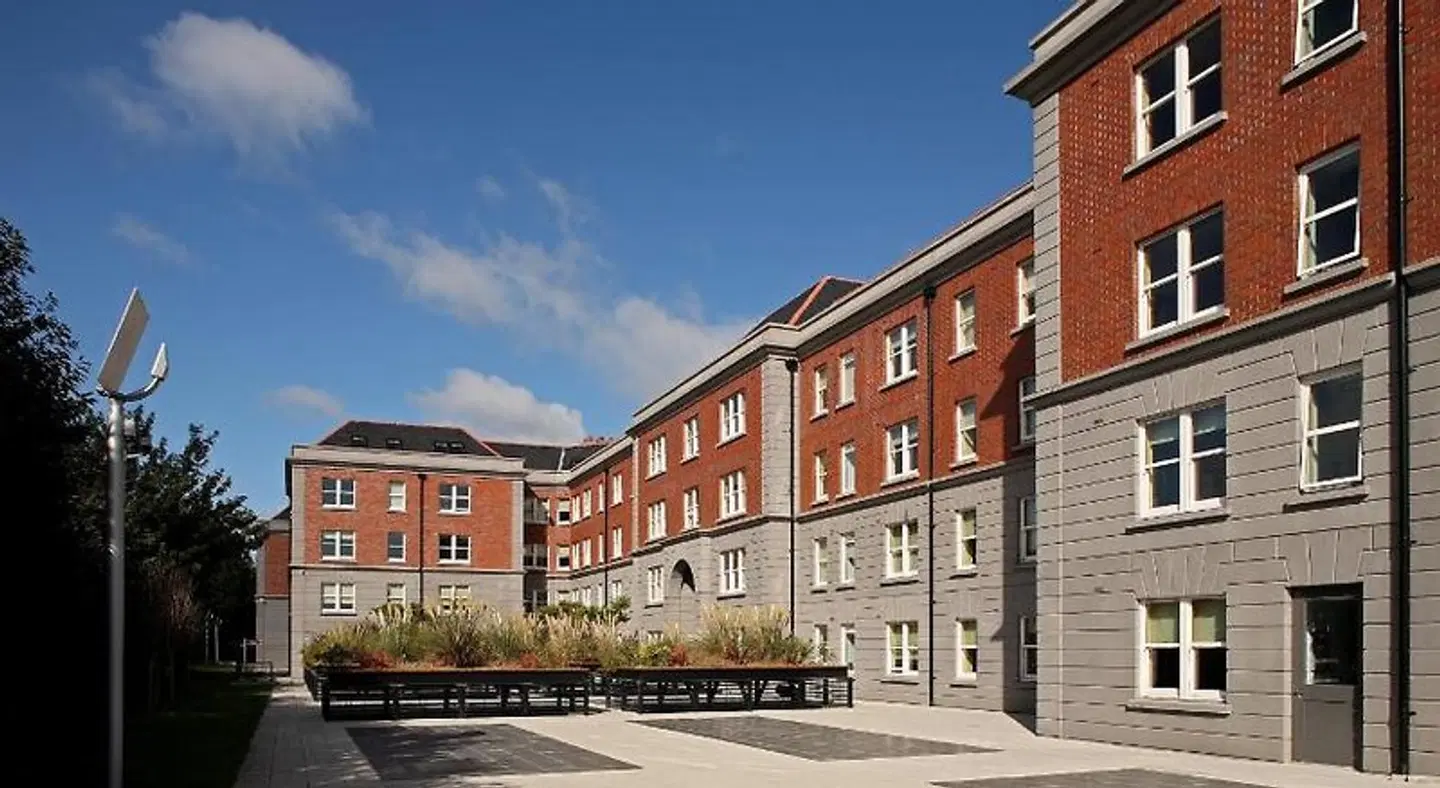 Griffith Halls of Residence EXTERIOR